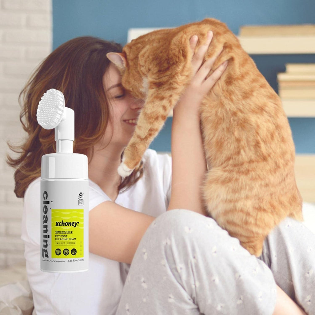 Cat Paw Cleaner | Grooming Cleaner Foaming Pet Feet Cleaner, Safe and Effective Pet Cleaning Supplies with Portable Silicone Brush for Dogs, Kittens, Puppies - Pet Supermarket