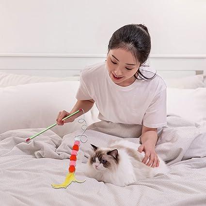 Rainbow Ball Teaser Toy For Cat Cat Wand Toys with Bell and Plush Balls, Colourful Interactive Kitten Teaser Toy for Cat Indoor Playing Exercising Training Random Color